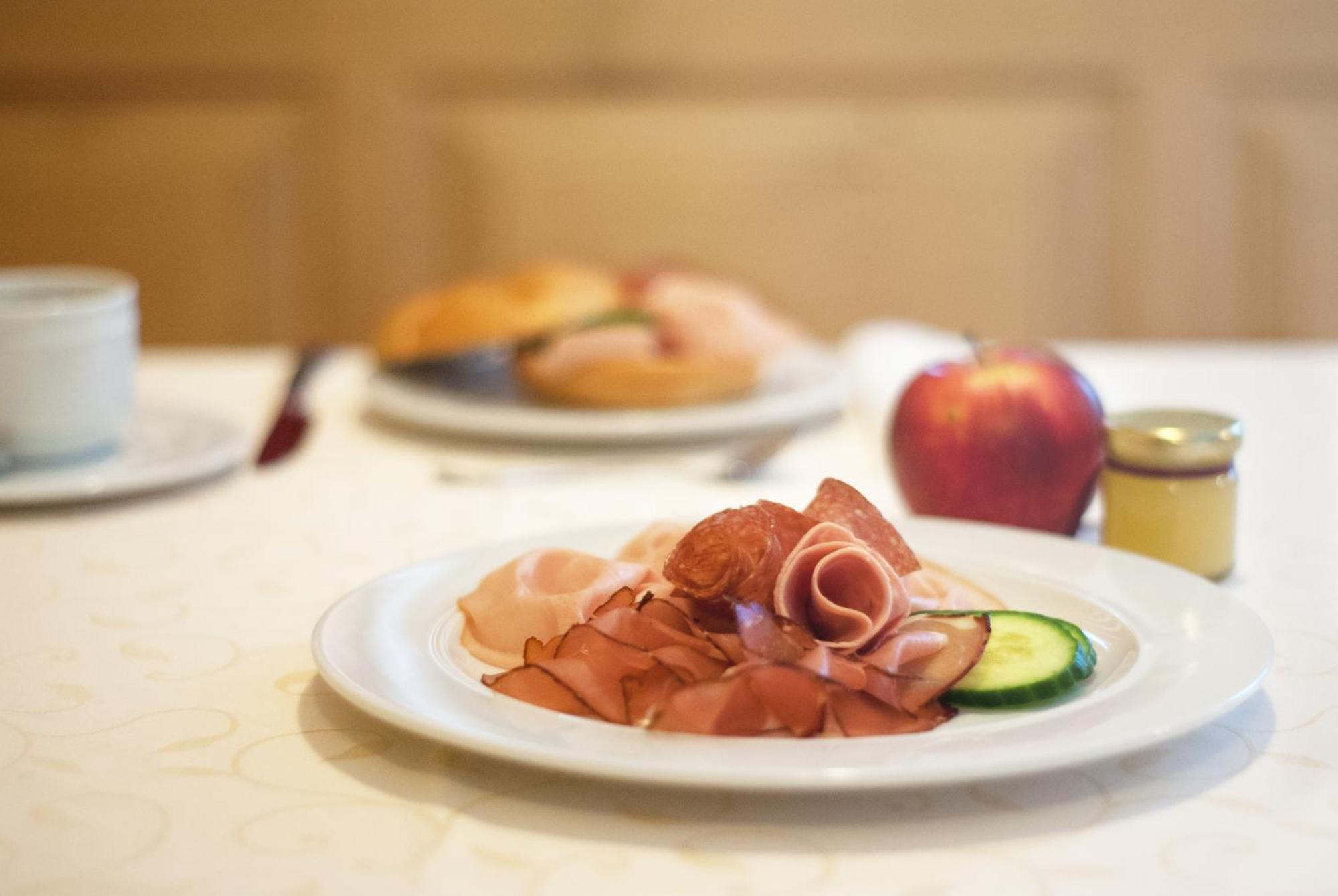 Dietach 兰德豪斯埃斯尔旅馆酒店 外观 照片